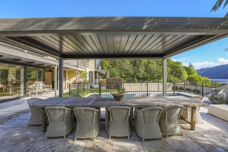 Photo of property in 24 Whakamoenga Point, Acacia Bay, Taupo, 3385