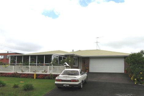 Photo of property in 163b Colwill Road, Massey, Auckland, 0614