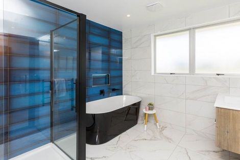 Photo of property in 15 Haylock Grove, Totara Park, Upper Hutt, 5018