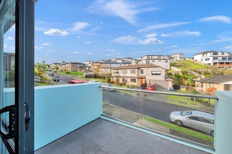 Photo of property in 41 San Marino Drive West, Henderson, Auckland, 0612