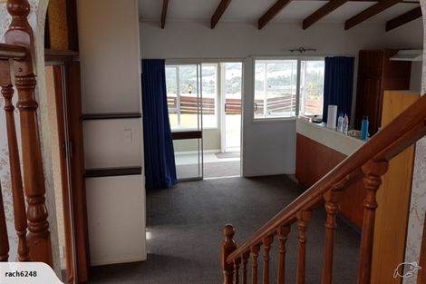 Photo of property in 18 Shakespear Road, Army Bay, Whangaparaoa, 0930