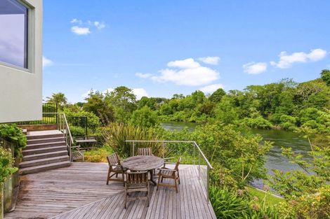 Photo of property in 565 River Road, Fairfield, Hamilton, 3214