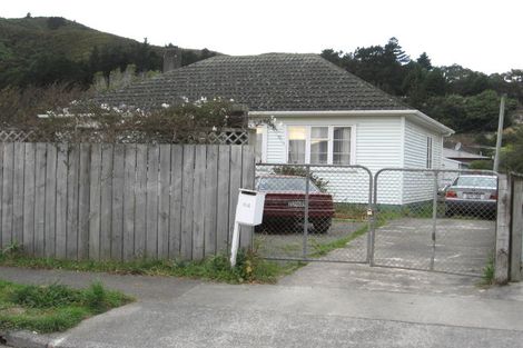 Photo of property in 84 Hewer Crescent, Naenae, Lower Hutt, 5011