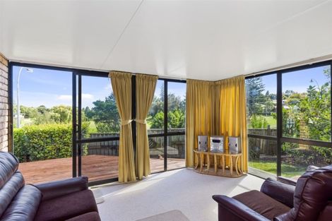 Photo of property in 8 Oteki Park Drive, Welcome Bay, Tauranga, 3112