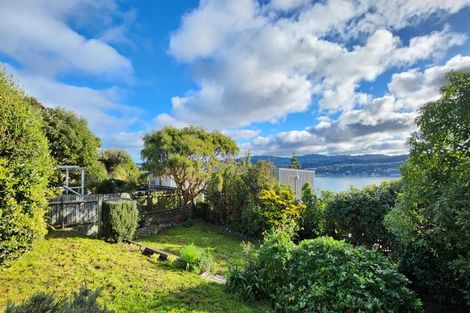 Photo of property in 73 Maupuia Road, Maupuia, Wellington, 6022