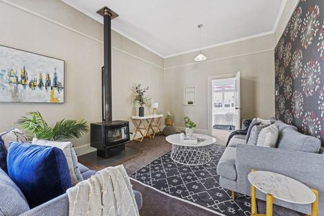 Photo of property in 68 East Street, Feilding, 4702