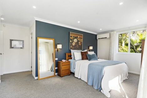 Photo of property in 11 Tui Vale Road, Shelly Park, Auckland, 2014