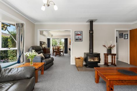 Photo of property in 36 Solway Avenue, Ilam, Christchurch, 8041