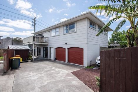 Photo of property in 40 Harmel Road, Glendene, Auckland, 0602