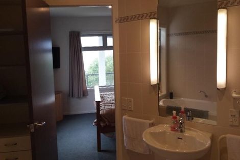 Photo of property in 10 Paratu Way, Strathmore Park, Wellington, 6022