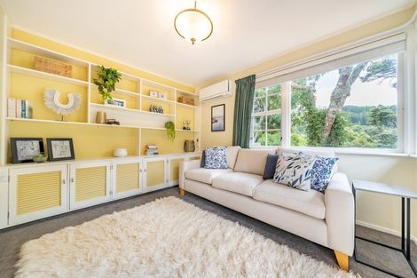 Photo of property in 22 Freemans Way, Pinehaven, Upper Hutt, 5019