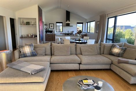 Photo of property in 2 Wanderer Lane, Jacks Point, Queenstown, 9371