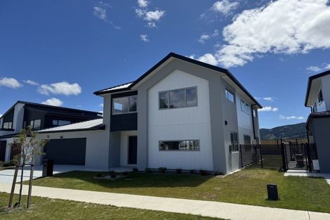 Photo of property in 91 Cynisca Crescent, Wallaceville, 5018