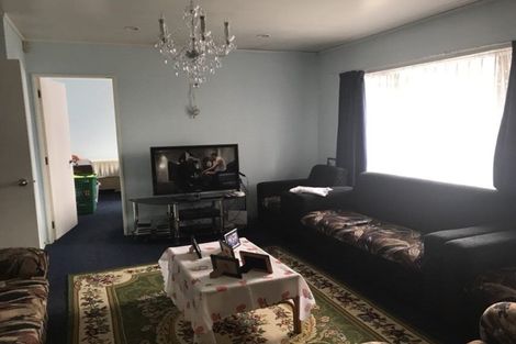 Photo of property in 60a Robertson Road, Favona, Auckland, 2024