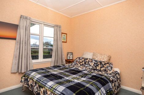 Photo of property in 50 Mcphee Street, Dannevirke, 4930