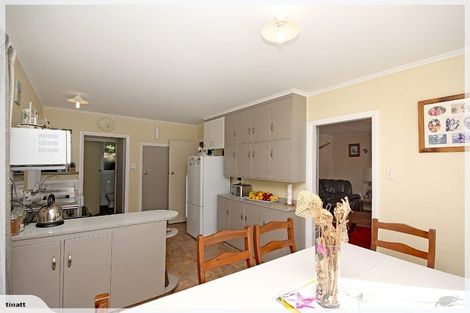 Photo of property in 15 Waterloo Crescent, Hokowhitu, Palmerston North, 4410