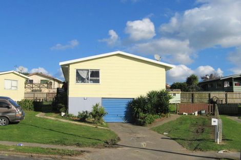 Photo of property in 32 Darnell Crescent, Clover Park, Auckland, 2019