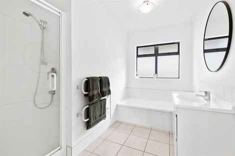 Photo of property in 47 Carillon Place, Massey, Auckland, 0614