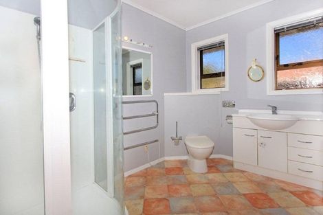 Photo of property in 37 Fairfield Avenue, Fairfield, Lower Hutt, 5011