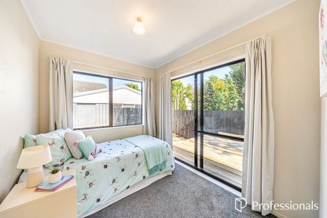 Photo of property in 98a Reynolds Street, Taita, Lower Hutt, 5011
