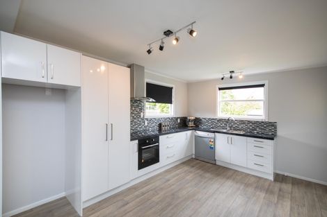 Photo of property in 1 Lifford Place, Awapuni, Palmerston North, 4412