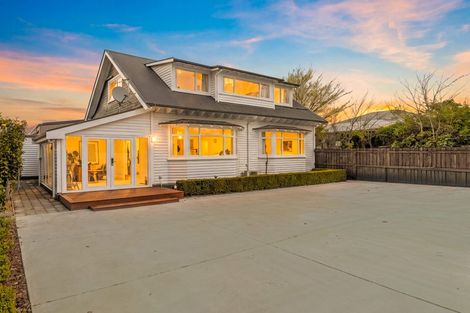 Photo of property in 16 Taylors Avenue, Bryndwr, Christchurch, 8052