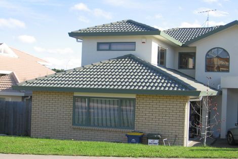 Photo of property in 19 Medallion Drive, Oteha, Auckland, 0632