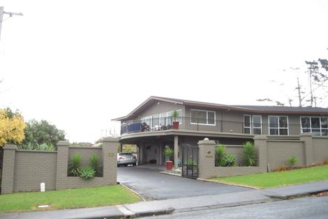 Photo of property in 35 Beach Road, Mellons Bay, Auckland, 2014