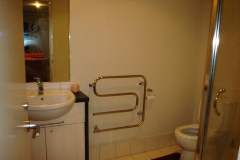 Photo of property in 2m/160 Symonds Street, Eden Terrace, Auckland, 1010