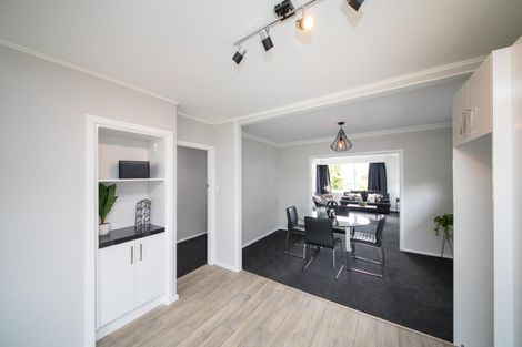 Photo of property in 1 Lifford Place, Awapuni, Palmerston North, 4412