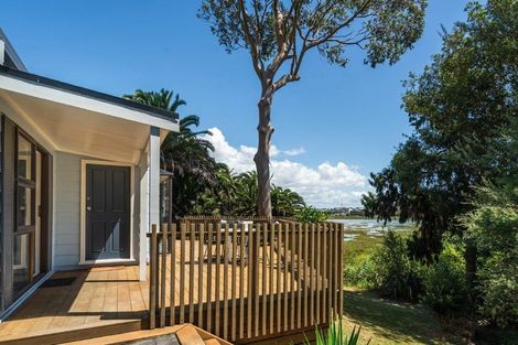 Photo of property in 2/14 Charles Street, Hauraki, Auckland, 0622