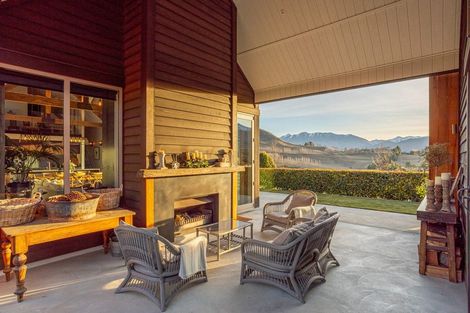 Photo of property in 92 Threepwood Road, Lake Hayes, Queenstown, 9371