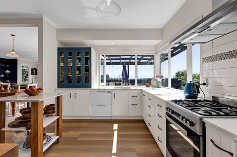 Photo of property in 524 Tikorangi Road, Tikorangi, Waitara, 4383