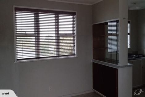 Photo of property in 7 Divich Avenue, Te Atatu South, Auckland, 0610