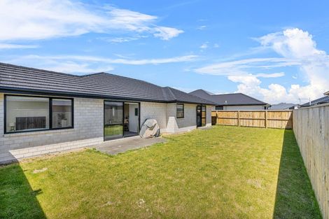 Photo of property in 16 Wexford Crescent, Halswell, Christchurch, 8025