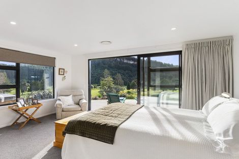 Photo of property in 19 Titoki Lane, Whangamata, 3691