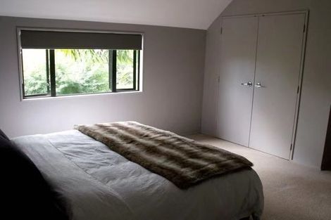 Photo of property in 26a Chedworth Drive, Glenfield, Auckland, 0629