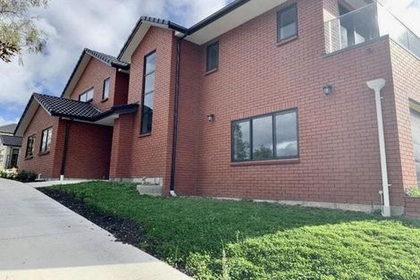 Photo of property in 3a Crystal Avenue, Glendene, Auckland, 0602