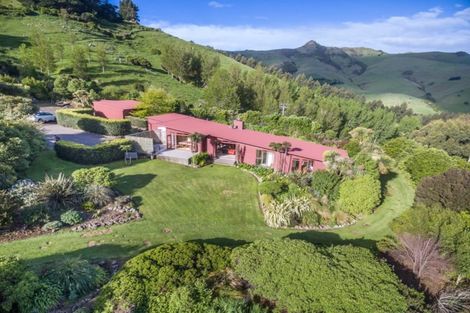 Photo of property in 196 Okains Bay Road, Robinsons Bay, Akaroa, 7581
