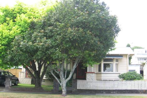 Photo of property in 14 Woodford Road, Mount Eden, Auckland, 1024