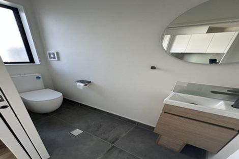 Photo of property in 17a Midgley Road, West Harbour, Auckland, 0618