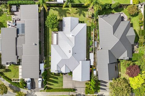 Photo of property in 27 Norfolk Drive, Cambridge, 3434