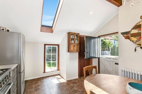 Photo of property in 8a Puriri Street, Eastbourne, Lower Hutt, 5013