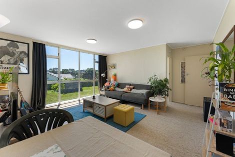 Photo of property in 23 Rangitane Street, Maupuia, Wellington, 6022