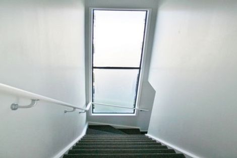 Photo of property in 16b Woodall Place, Totara Vale, Auckland, 0627