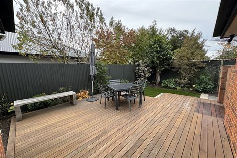 Photo of property in 2/3a Chilcombe Street, Ilam, Christchurch, 8041