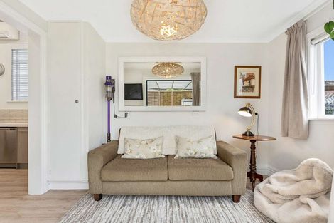 Photo of property in 12 Koromiko Road, Gonville, Whanganui, 4501