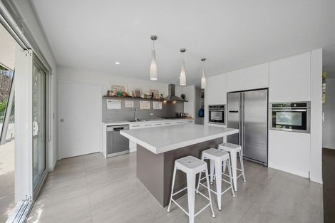 Photo of property in 127 Mcrobbie Road, Kingseat, Papakura, 2580