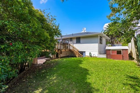 Photo of property in 84 Advene Road, Cockle Bay, Auckland, 2014