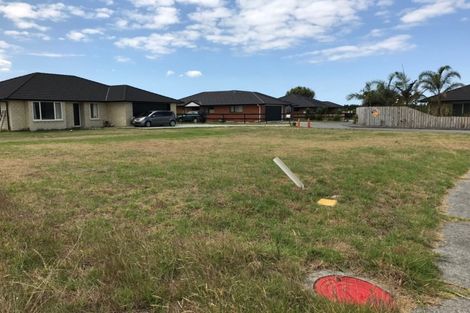 Photo of property in 29 Ocean View Rise, Ruakaka, 0116